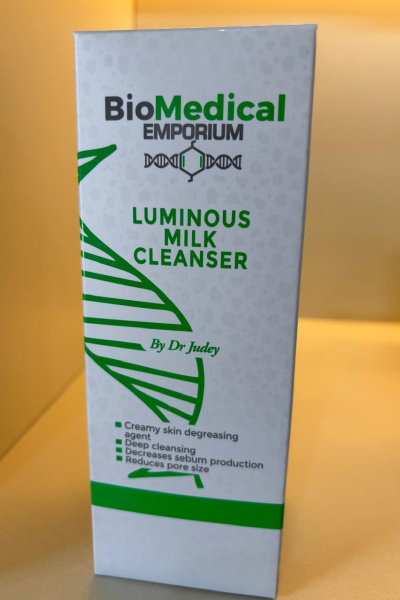 Luminous Milk Cleanser